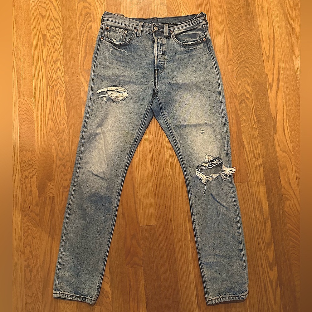 Levi’s 501 distressed jeans sz 27w